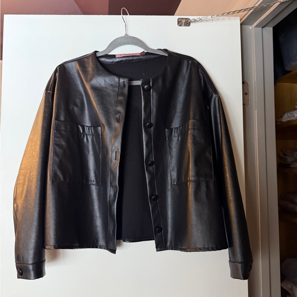 Pashmina Black Leather Women's Jacket